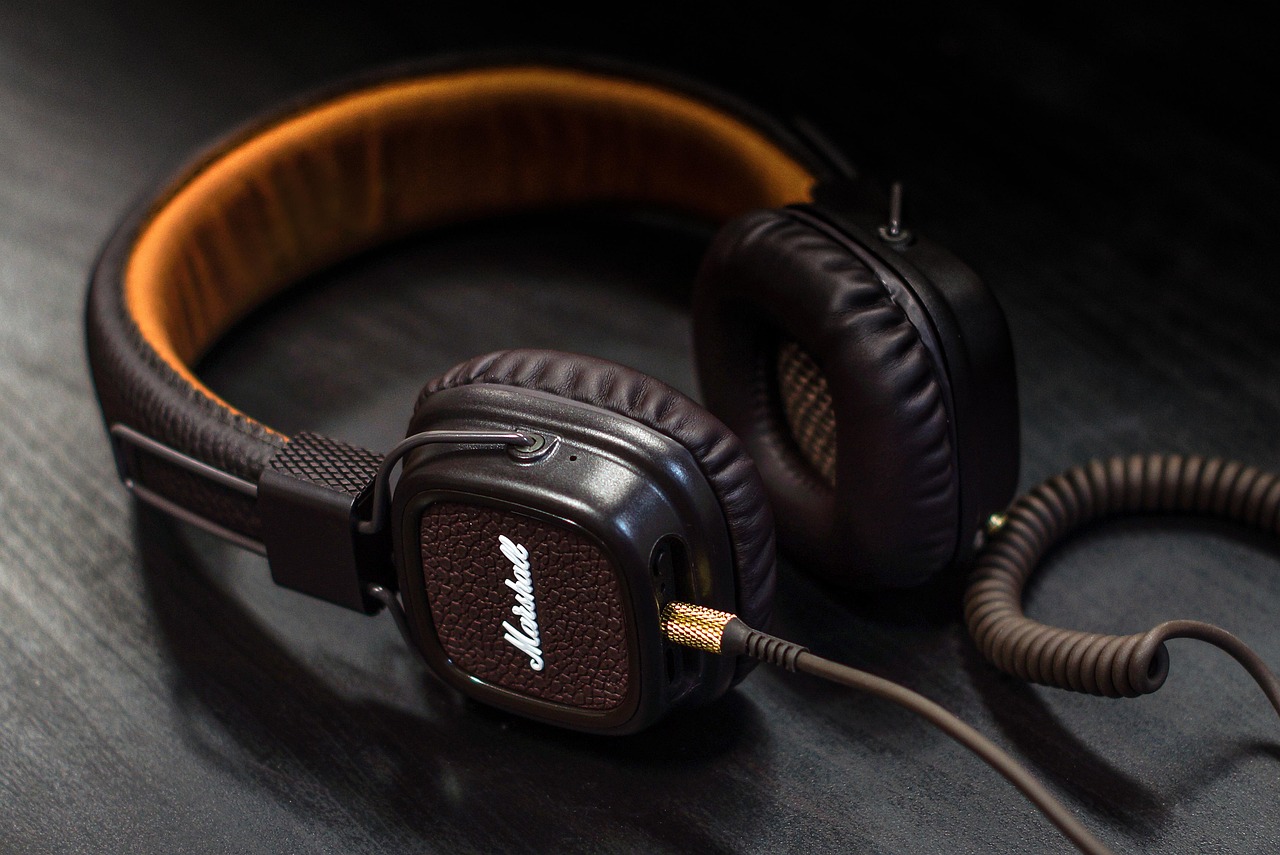 headphones 3085681 1280